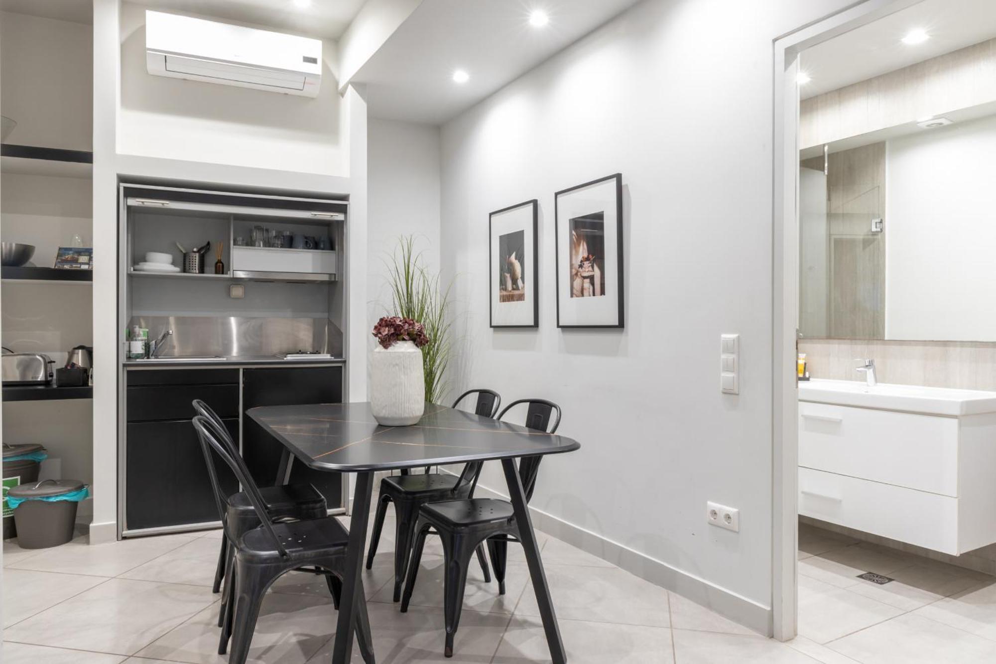 85 Sqm In The Heart Of Athens Shared Rooftop Deck Екстер'єр фото